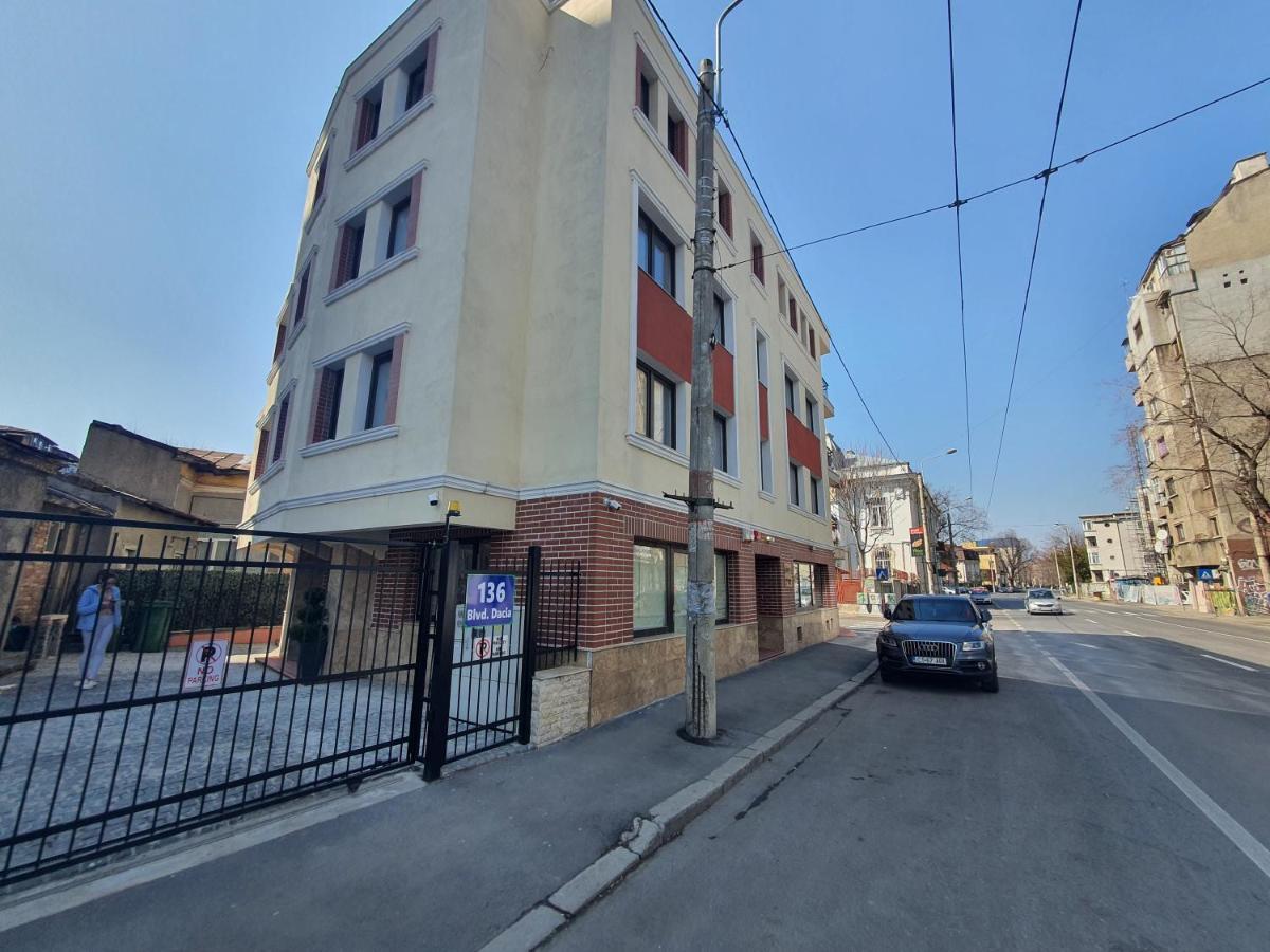 Dacia Aparthotel